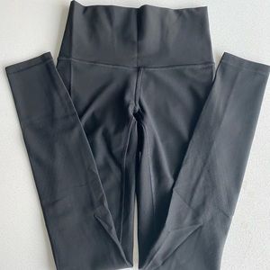 lululemon Mapped Out High-Rise Tight 28” black/black Size 4